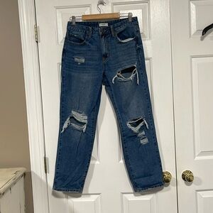 Forever21 Distressed Ripped Boyfriend Jeans